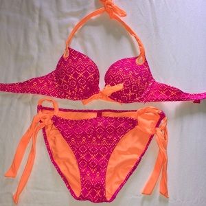 Victoria’s Secret Bikini, 34B Top w/ Medium Bottom